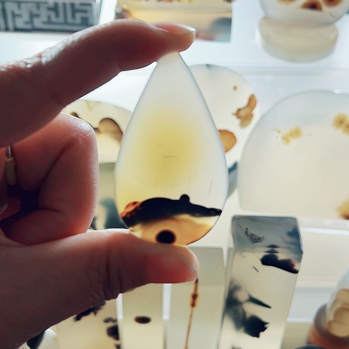 玛瑙/玉髓颈饰未镶嵌