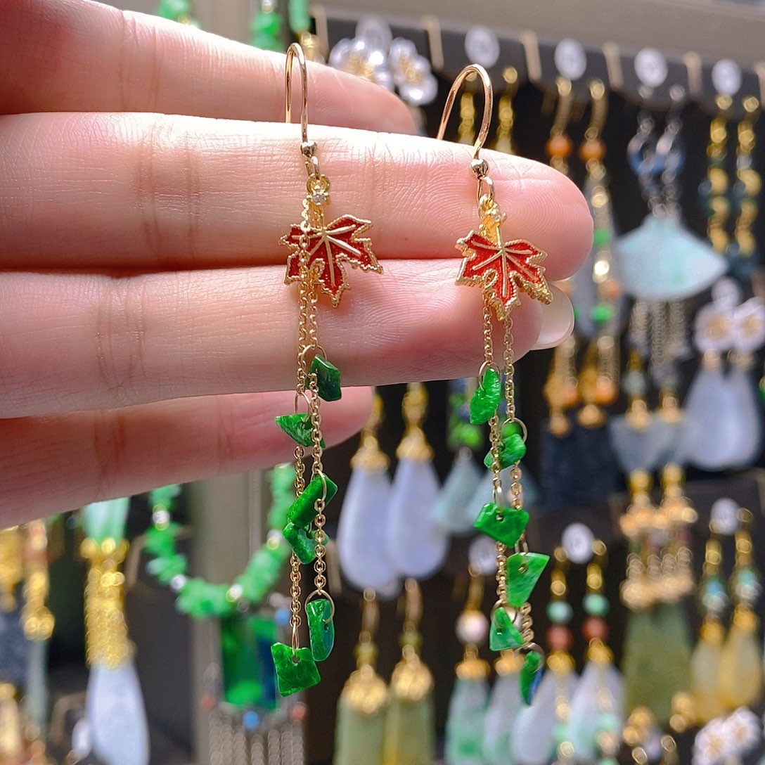 未镶嵌翡翠耳饰翡翠