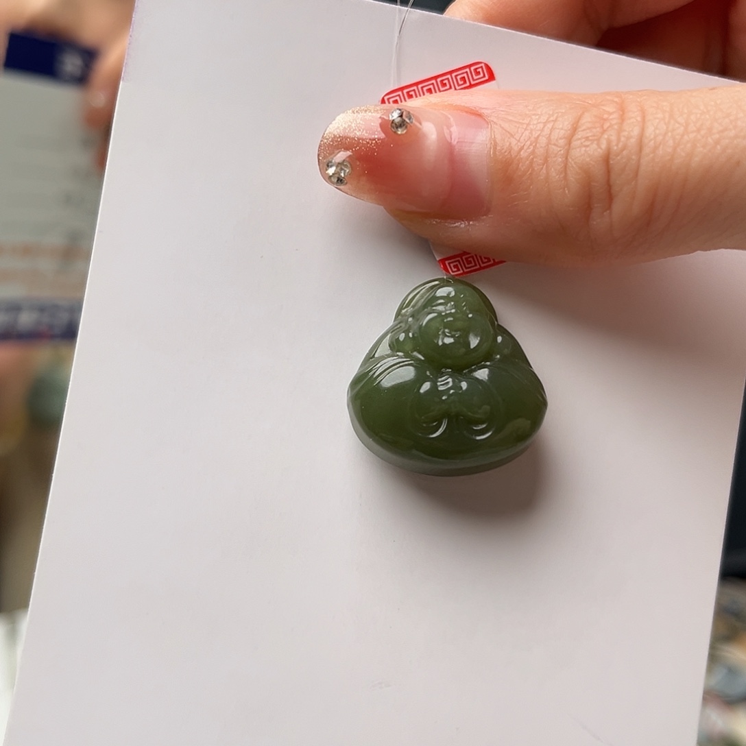 和田玉（糖玉）颈饰未镶嵌佛公