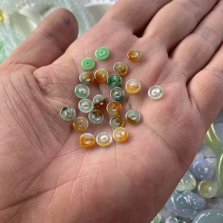 定制翡翠未镶嵌梅****0翡翠