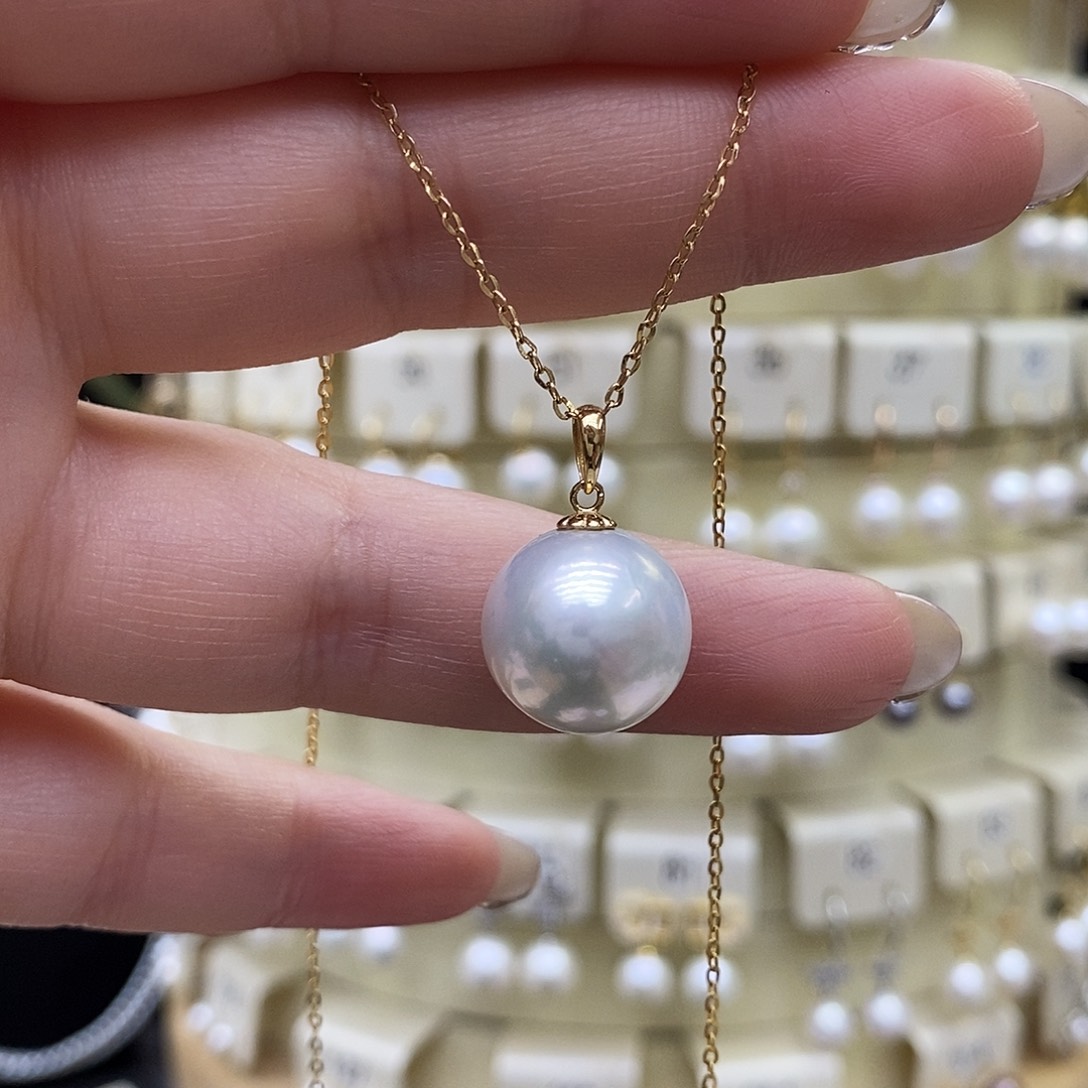 淡水珍珠吊坠18K金镶嵌