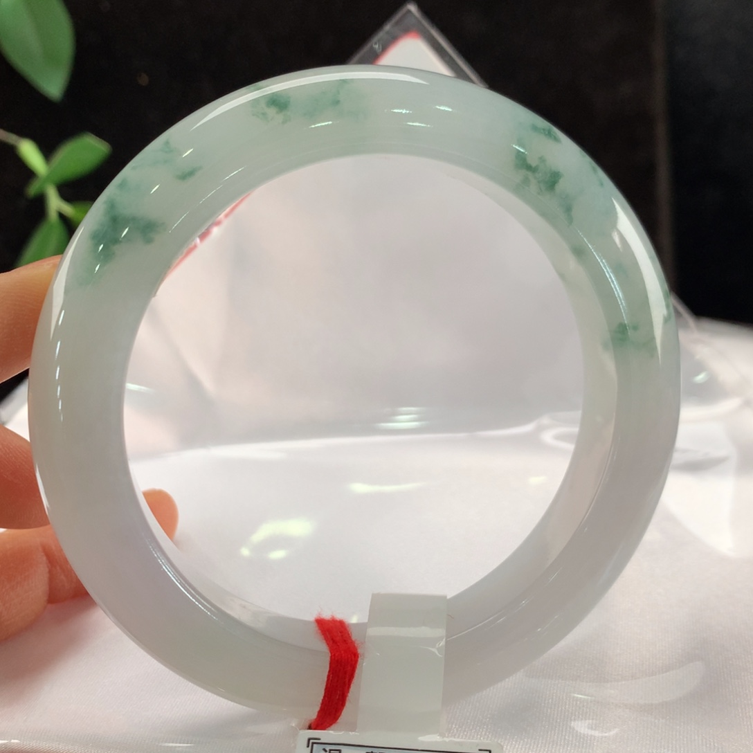 翡翠手镯未镶嵌62圈口0028