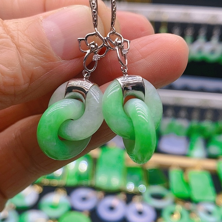 翡翠耳饰18K金镶嵌耳坠