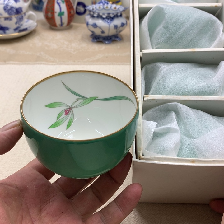 瓷片这份报告指出、