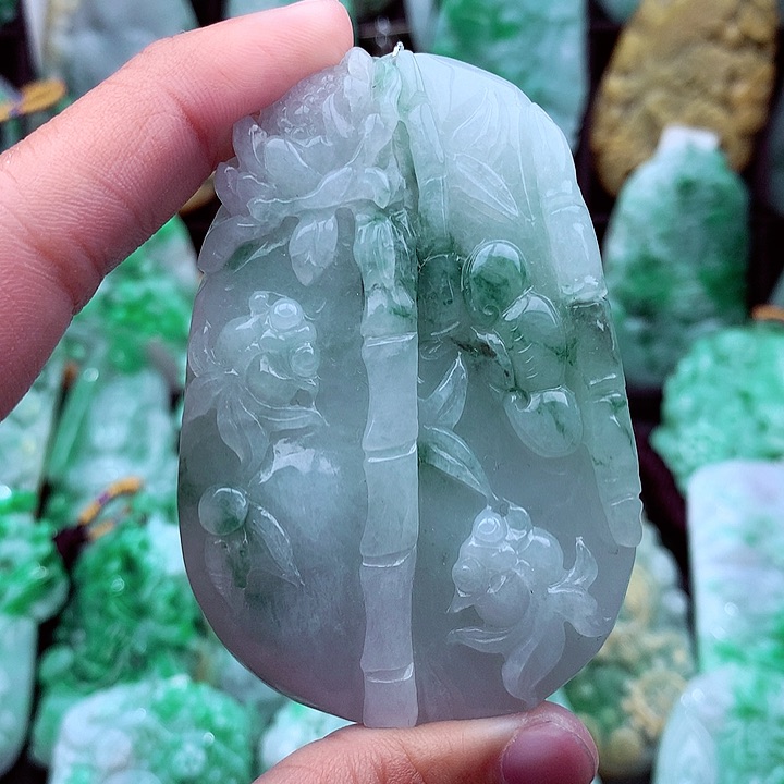 翡翠吊坠(不含链)未镶嵌