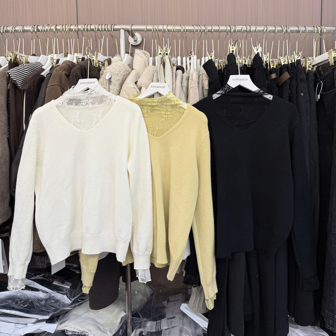 GRR,【蕾丝拿捏】假两件拼接蕾丝针织上衣