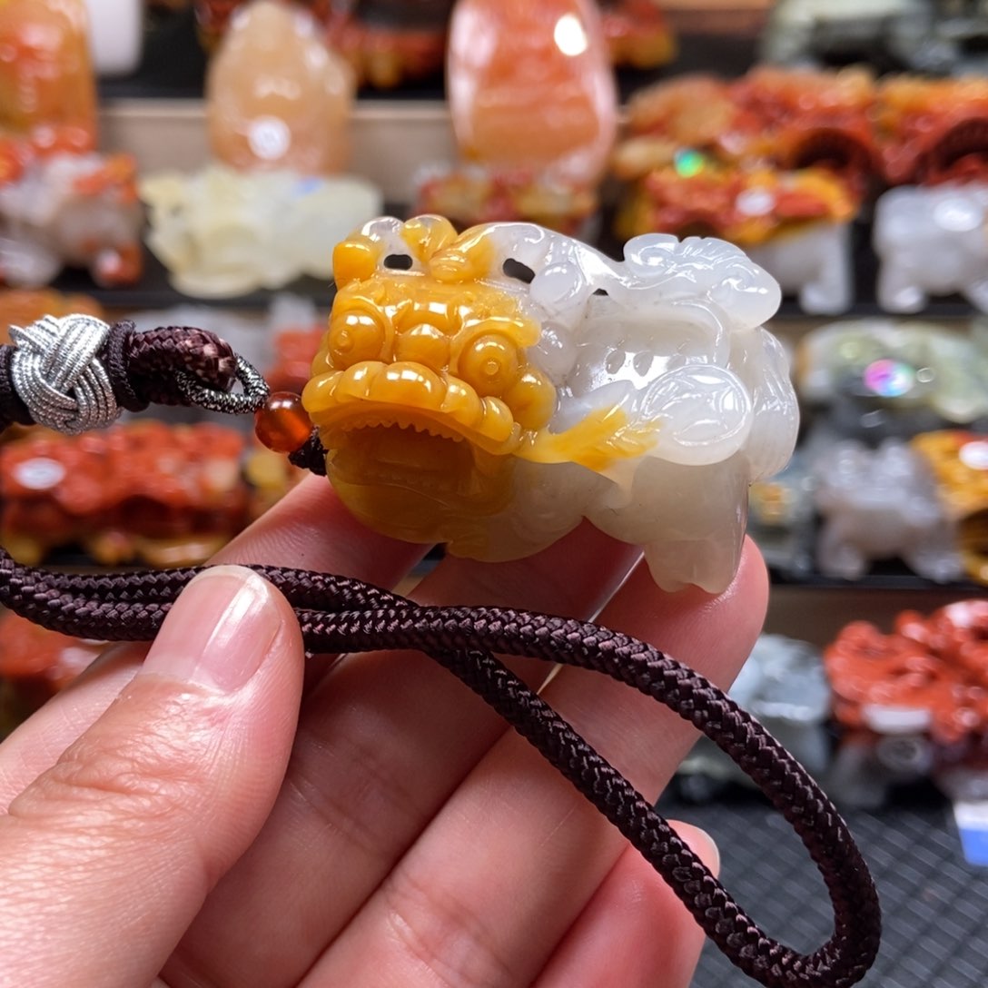 石英质玉（黄龙玉）貔貅未镶嵌