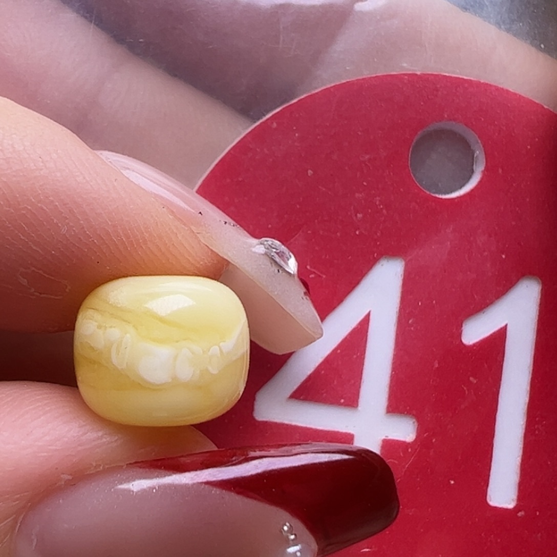 蜜蜡未镶嵌珠宝奇石9mm瓷白老型