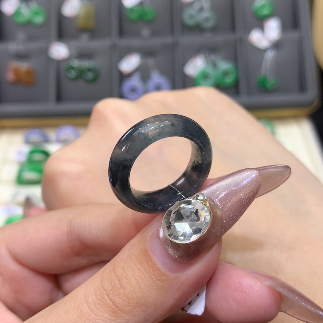 翡翠戒指未镶嵌12冰乌鸡