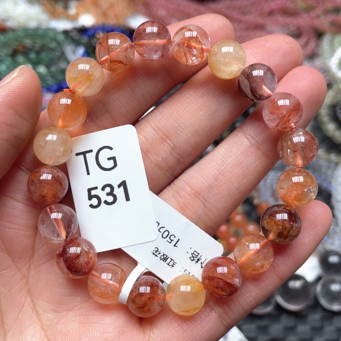 水晶多样性发一只未镶嵌