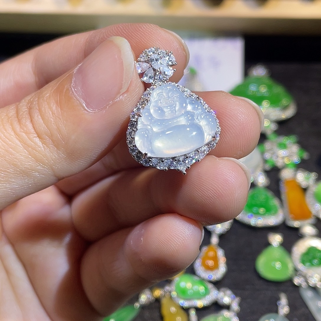 竹***君翡翠银S925镶嵌颈饰