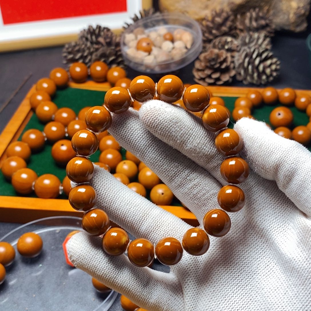 橄榄核手串/手链1.2尺寸小红核微白全品