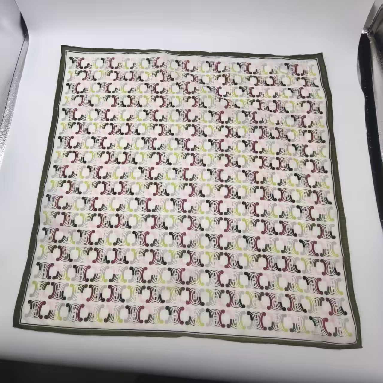 95新 Celine/思琳 海囤/思琳/丝巾/yy13878