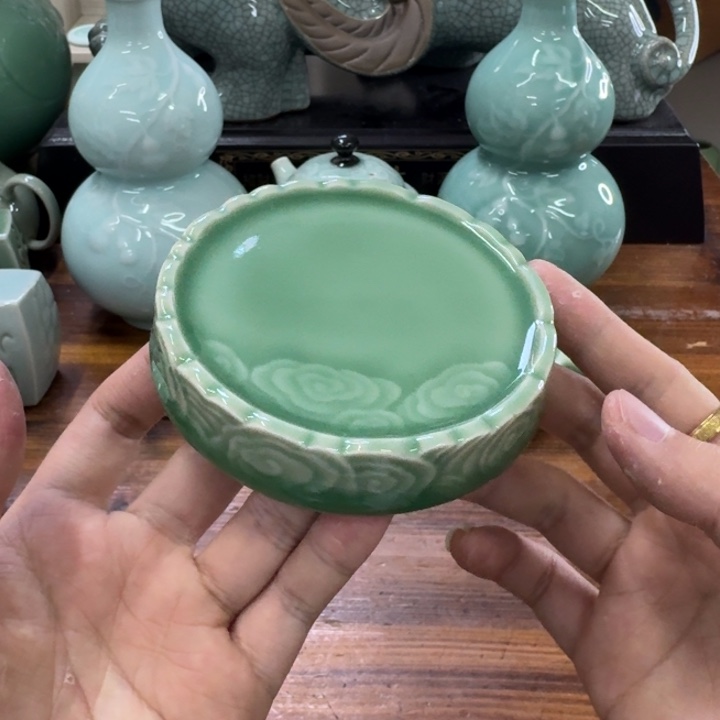 龙泉青瓷茶具微瑕4525