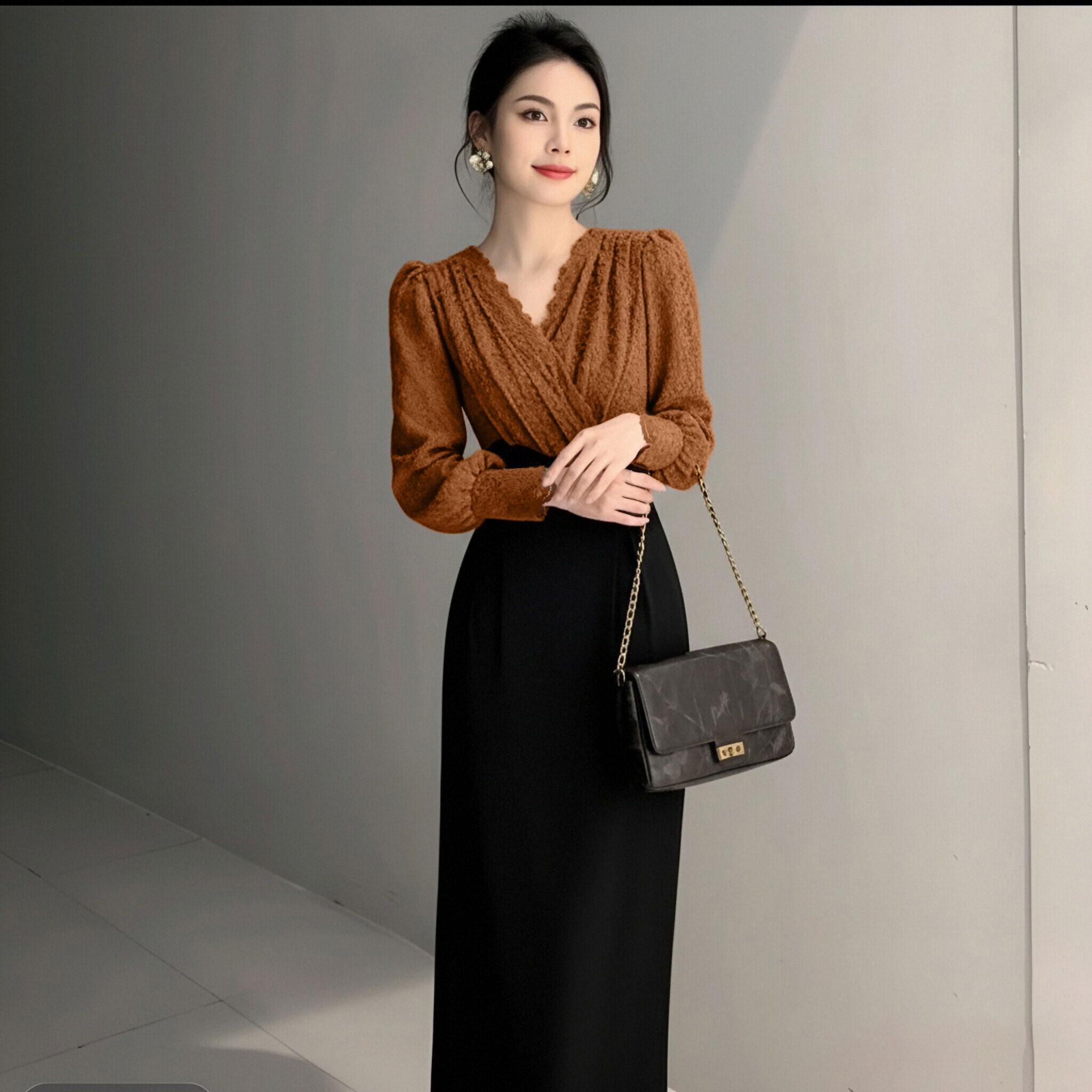 【有里布】秋冬气质名媛轻熟假两件V领蕾丝拼接包臀连衣裙女QJ0269