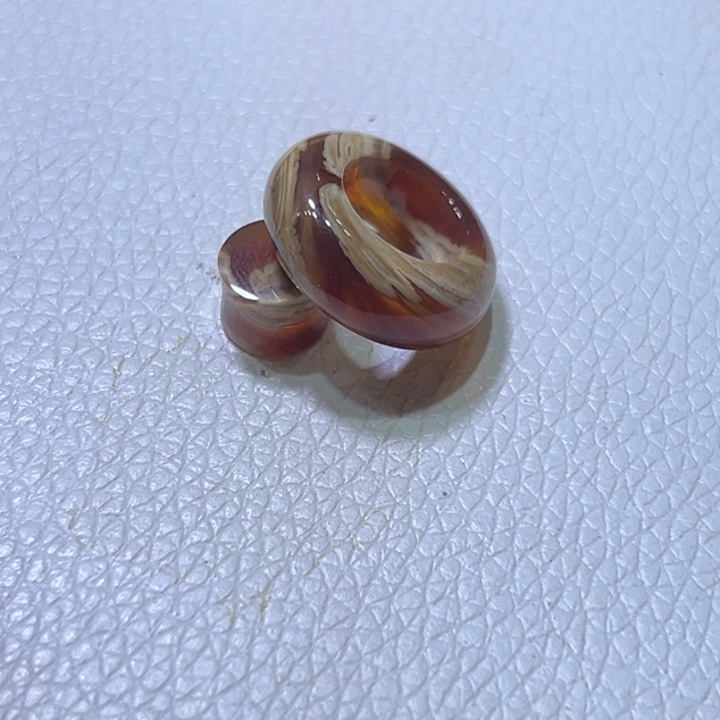 琥珀未镶嵌颈饰琥珀吊坠