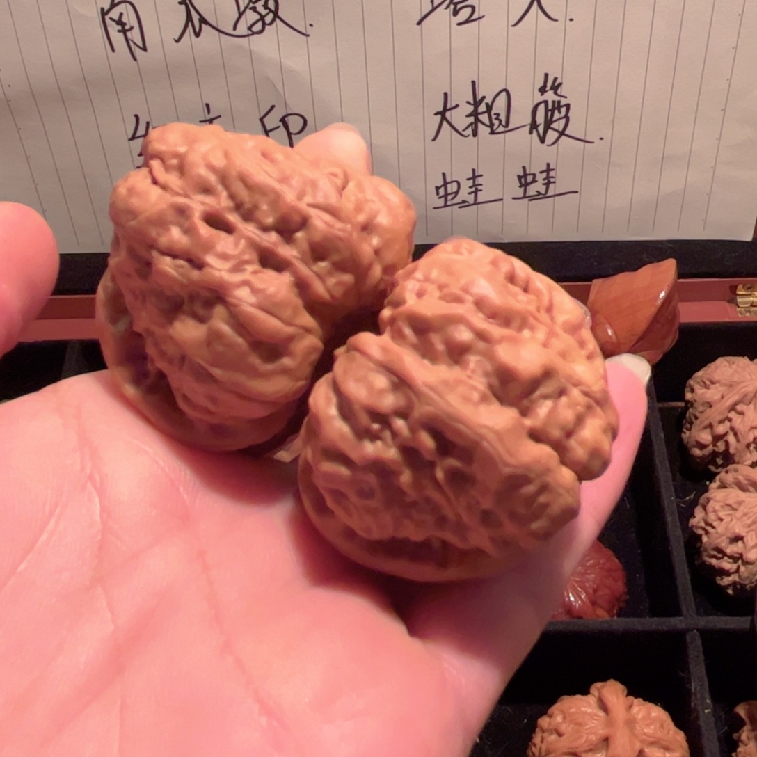 桃核吊坠蛙蛙文玩