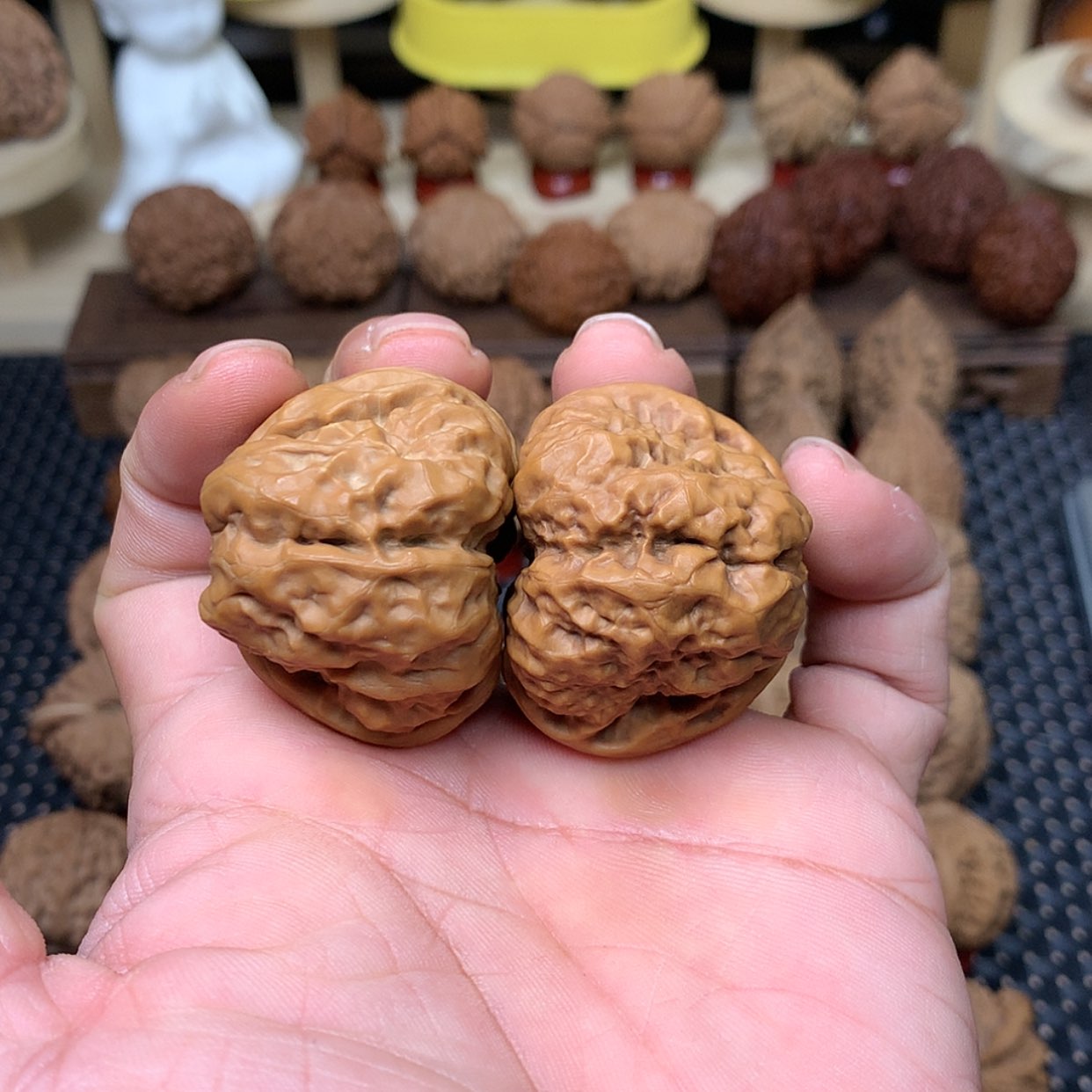 【闪购商品】文玩核桃把件全品蛤蟆头开背小42文玩核桃