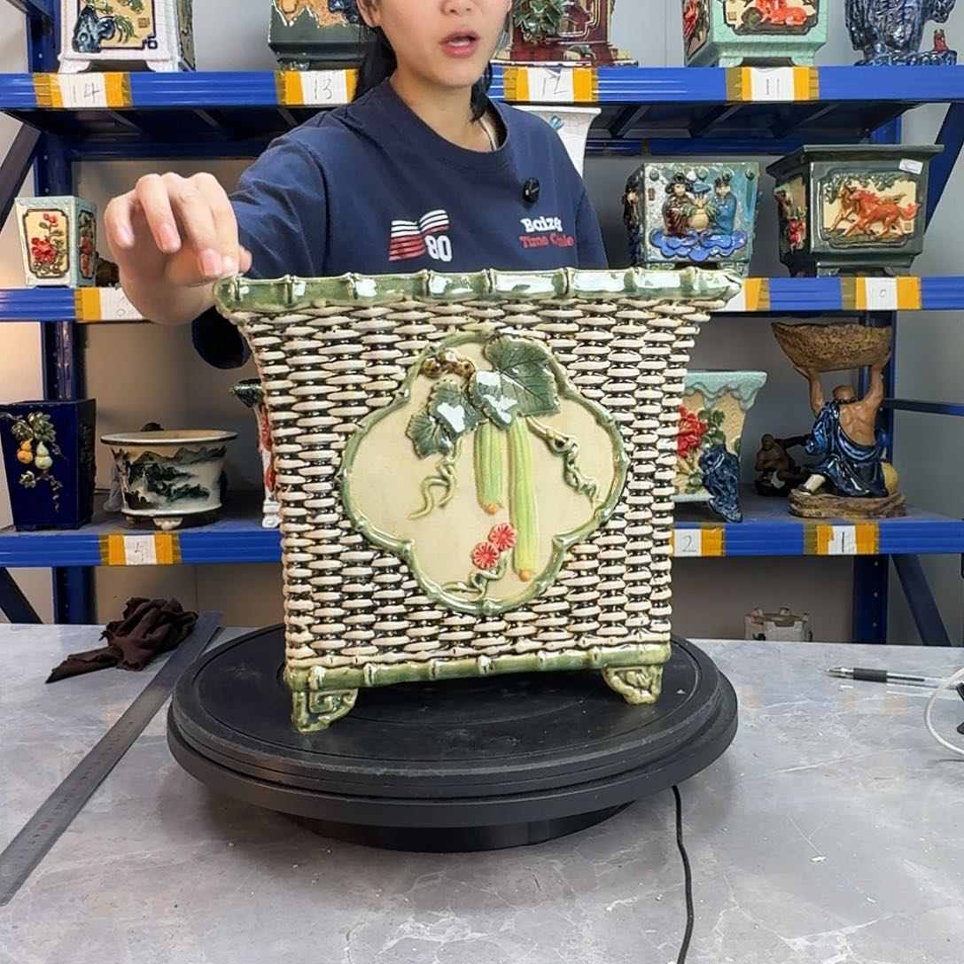 青***春岭南人称作大族和小镇