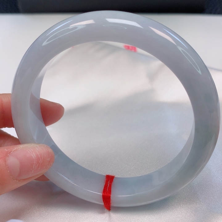 翡翠手镯未镶嵌59圈