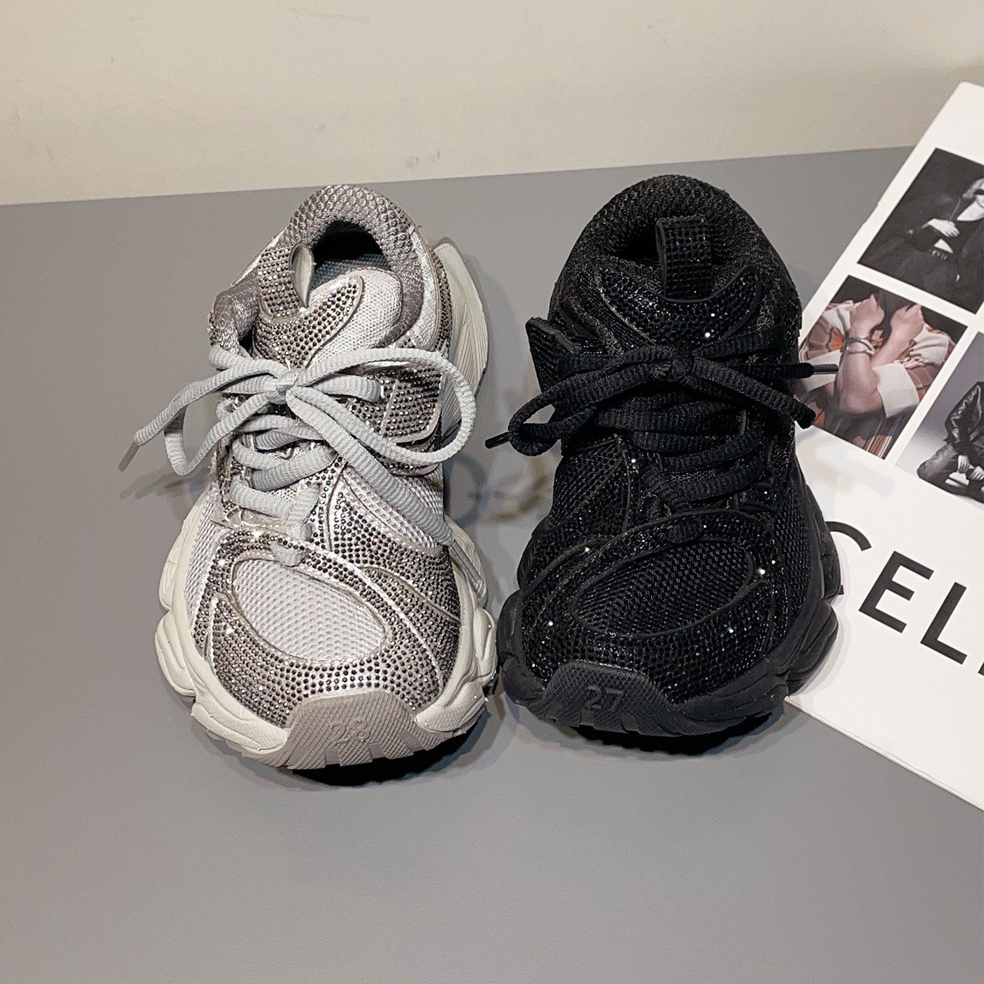 左左家儿童百搭厚底透气运动鞋2025秋季新款黑色爆闪水钻老爹鞋