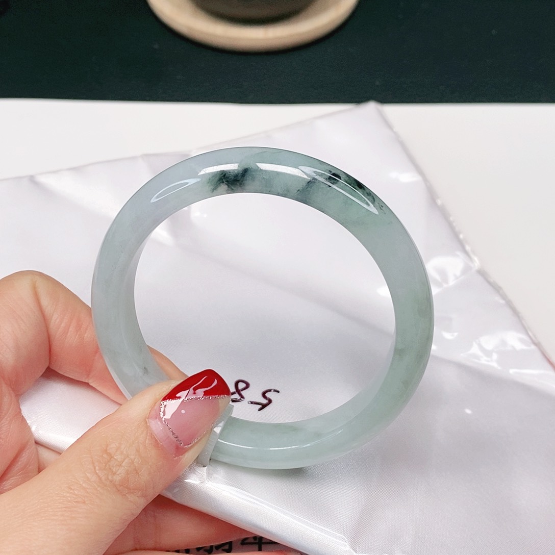 【闪购商品】翡翠手镯未镶嵌正