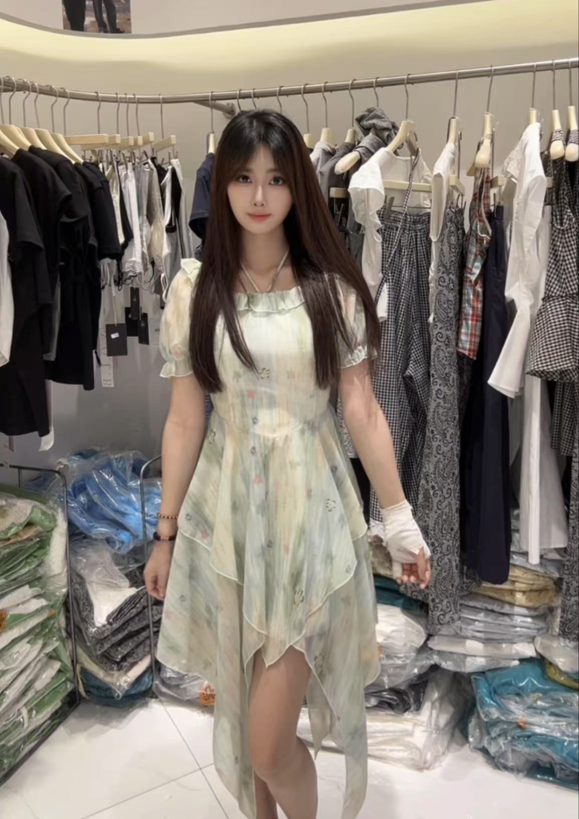 法式茶歇小个子碎花连衣裙女夏不规则度假风气质收腰a字裙