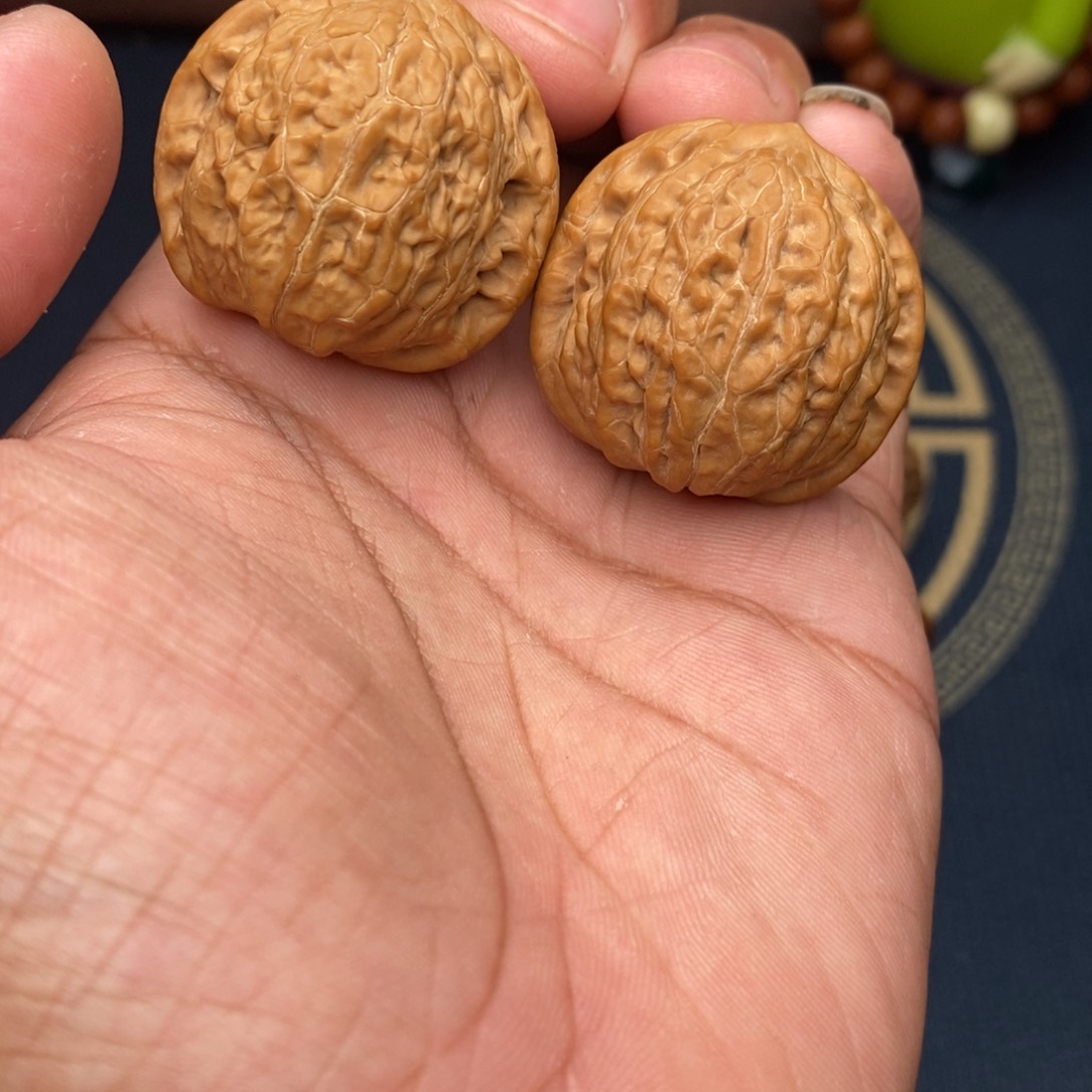 文玩核桃吊坠全品无修铁锤妹妹