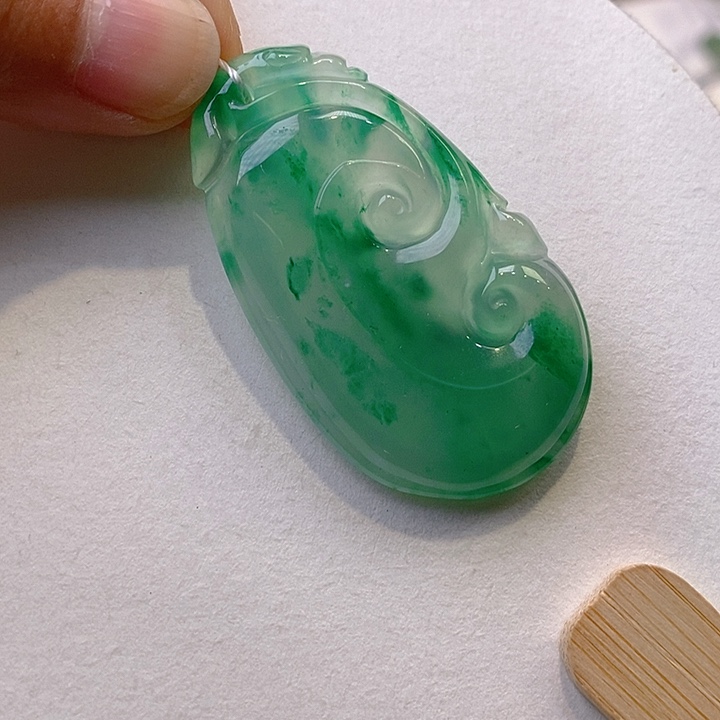 石英质玉挂件未镶嵌