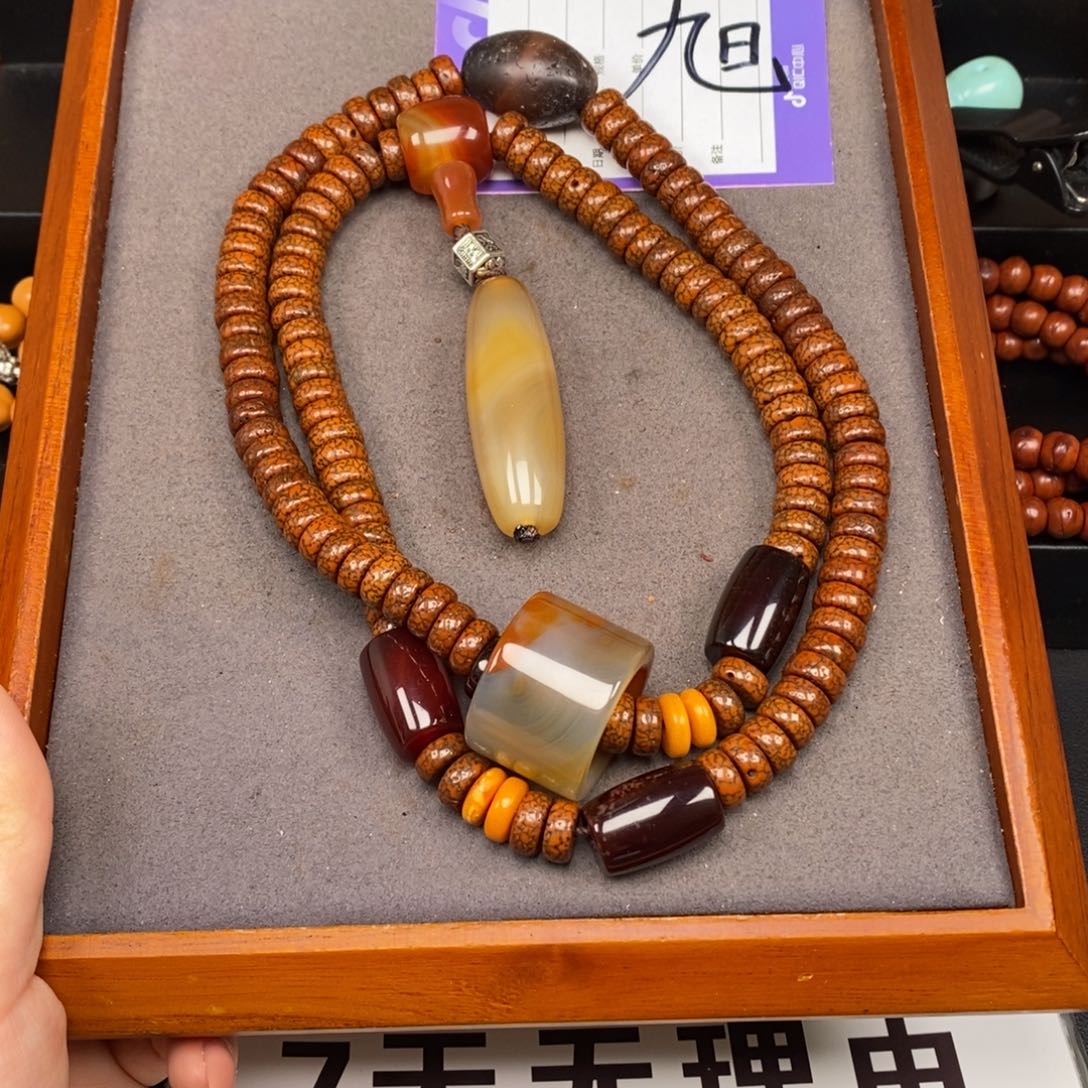 星月菩提吊坠携**行星月