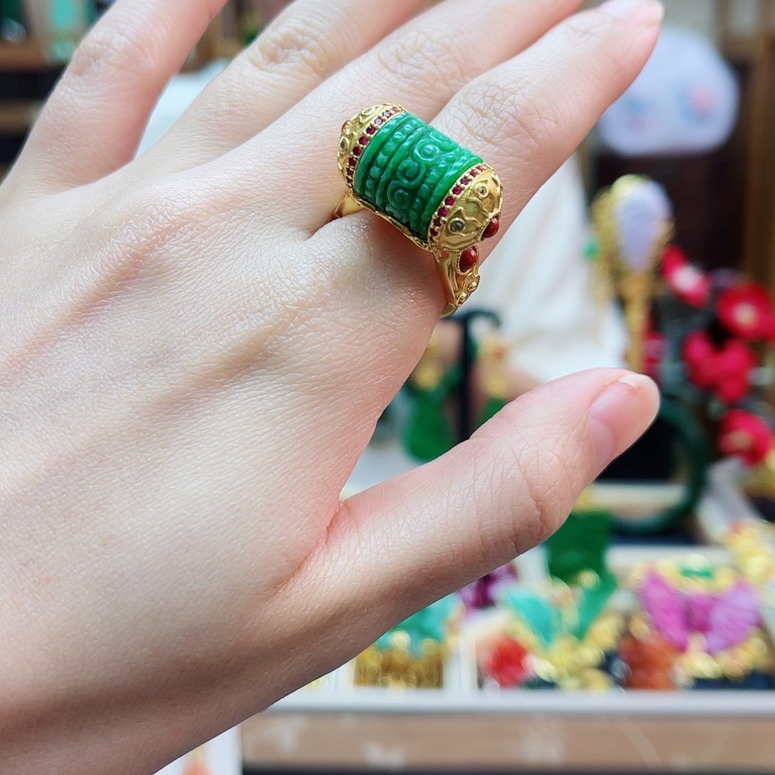 银S925镶嵌戒指翡翠48小时鉴赏期1