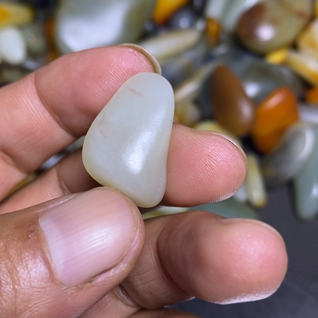 和田玉（糖玉）未镶嵌挂件