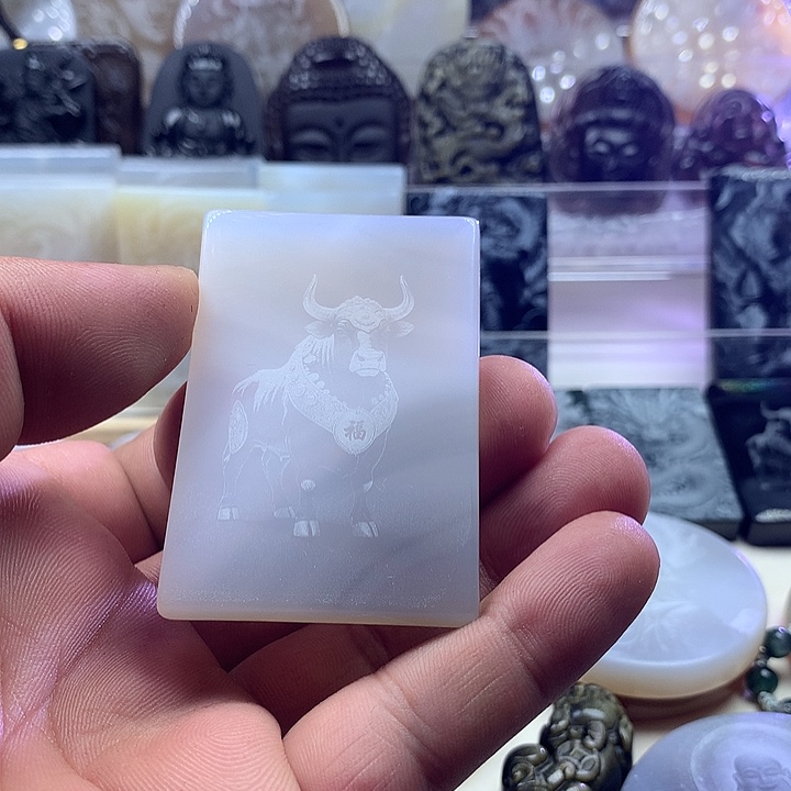 未镶嵌颈饰玛瑙/玉髓*‍****