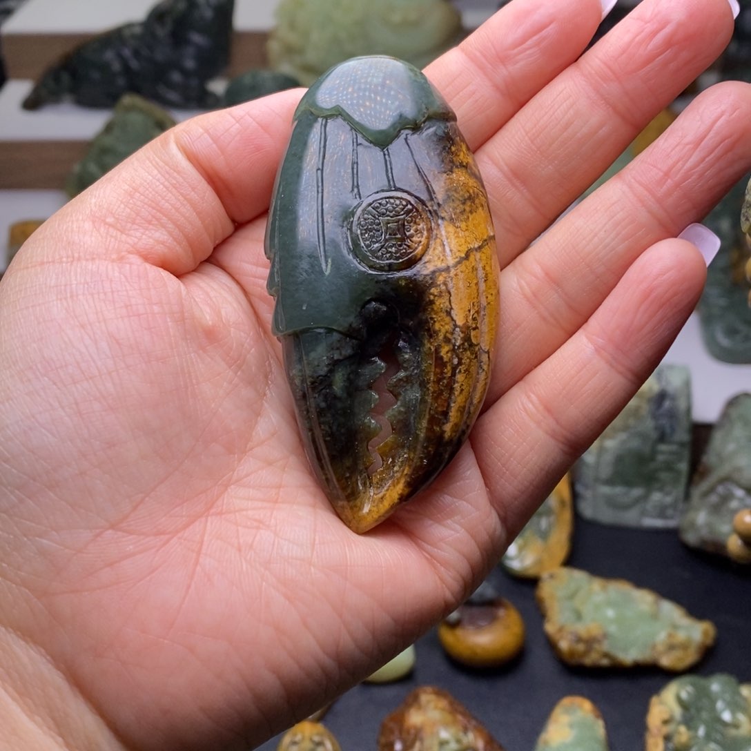岫岩河磨玉（透闪石质玉）手把未镶嵌