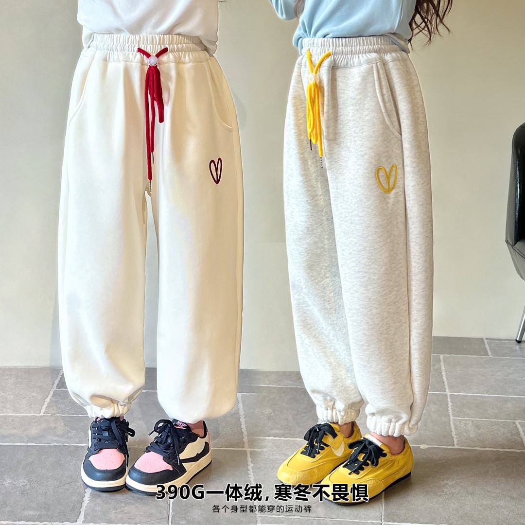 mini旦童装女童加绒裤秋冬新款儿童加厚保暖运动裤百搭卫裤休闲裤