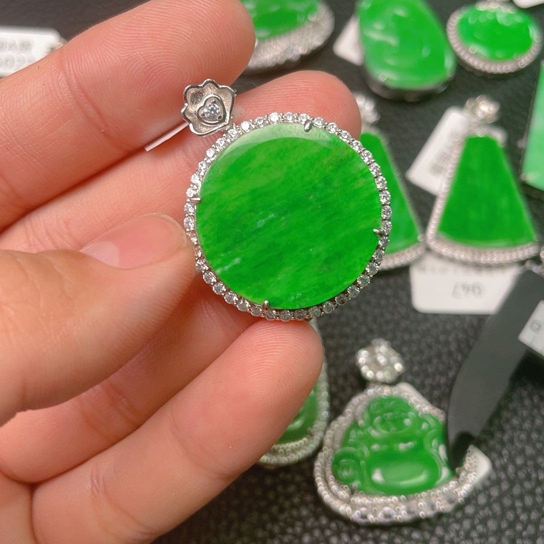 【闪购商品】翡翠吊坠(不含链)银S925镶嵌
