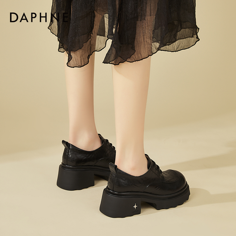 达芙妮英伦风厚底小皮鞋2025春秋jk高跟粗跟乐福鞋黑色单鞋女鞋子