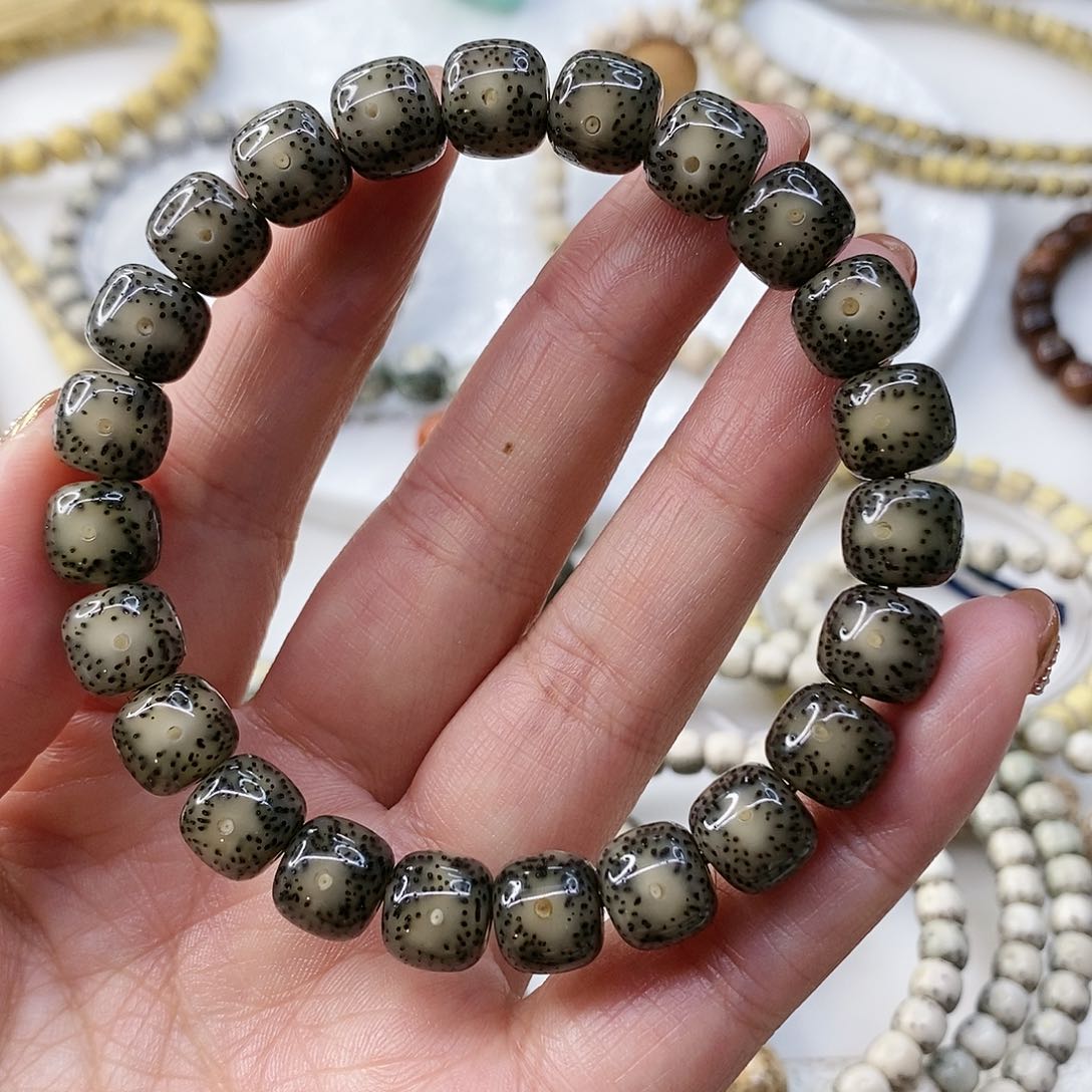 星月菩提手串那*多卡10黑冰