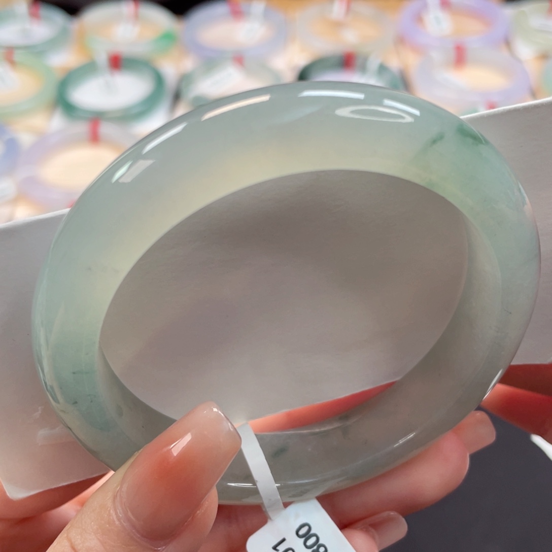 翡翠手镯未镶嵌玲60分单