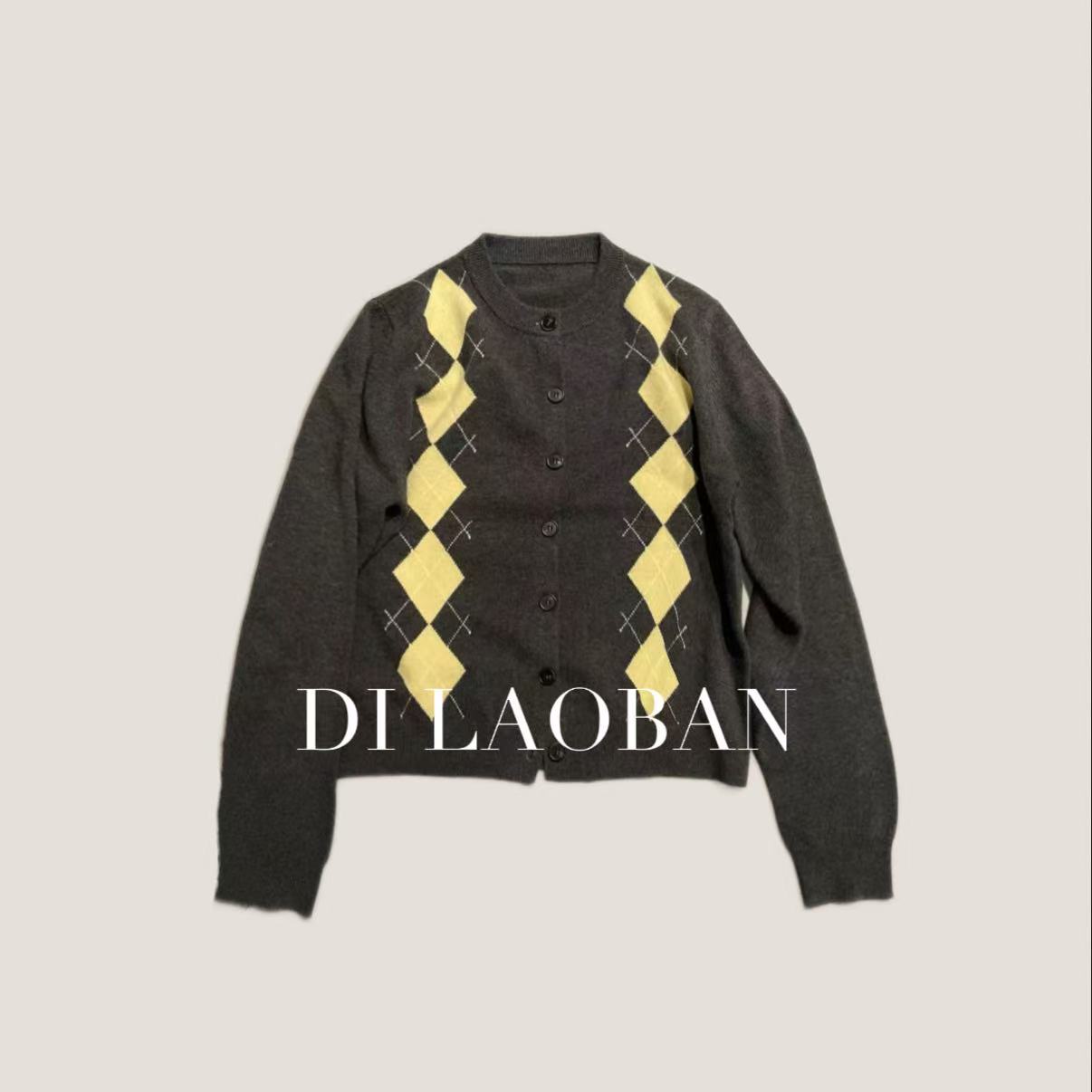 H·G【细语心愿】1262  新款百搭圆领复古菱格图形排扣针织开衫