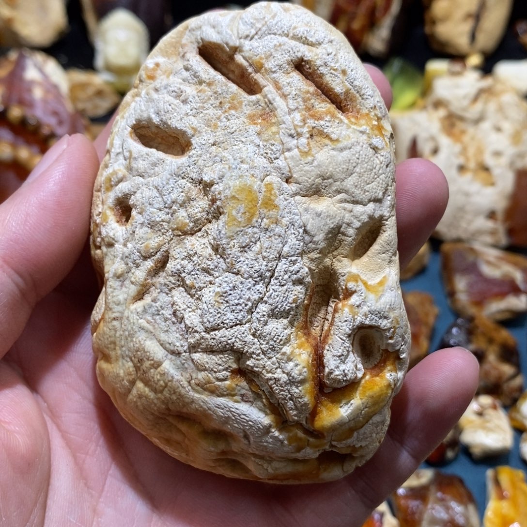 定制琥珀未镶嵌蜜蜡