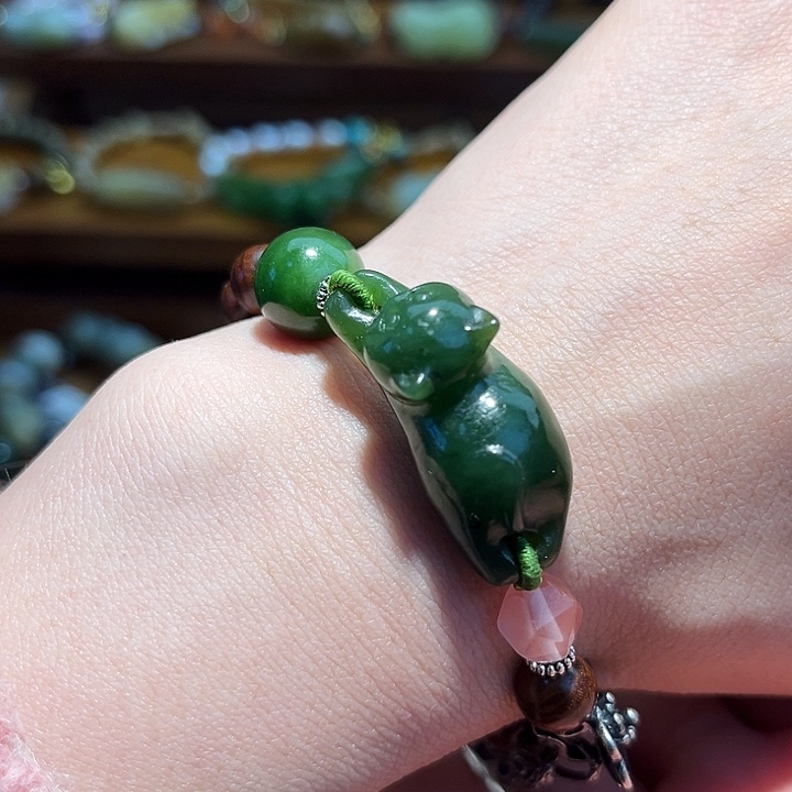 和田玉未镶嵌手链