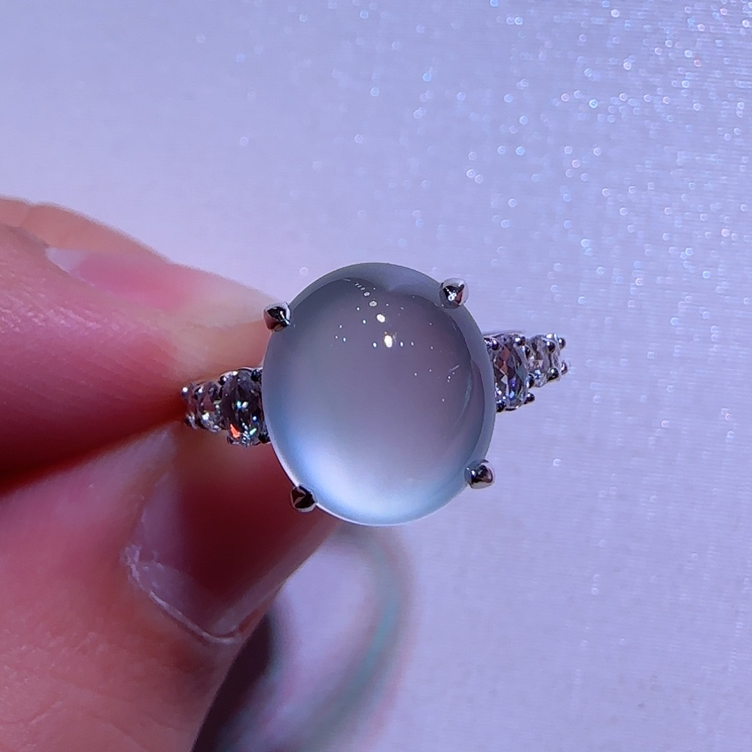 翡翠戒指18K金镶嵌戒指