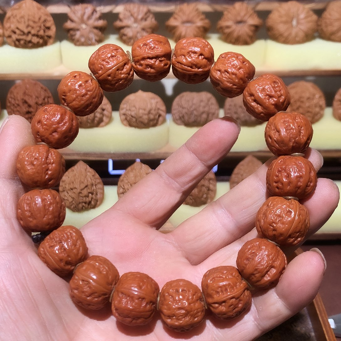 秋子手串红皮大方肚