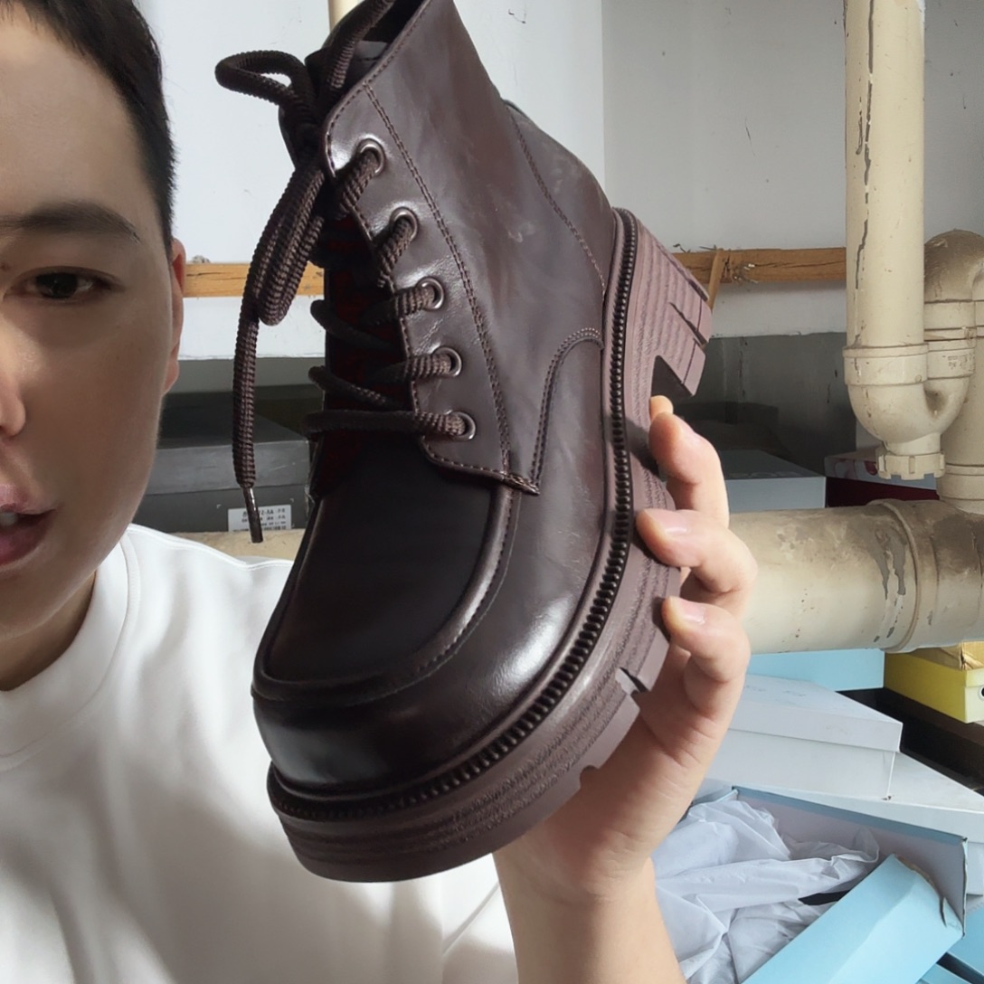 又***！品味前线女士马丁鞋 39