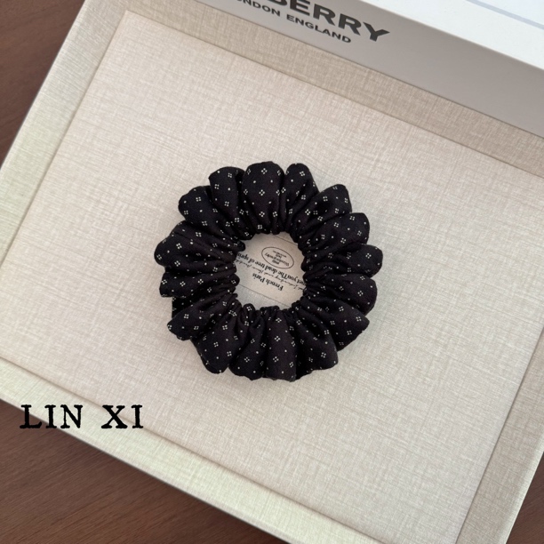 林兮原创 黑色四叶波点韩系肠圈发圈