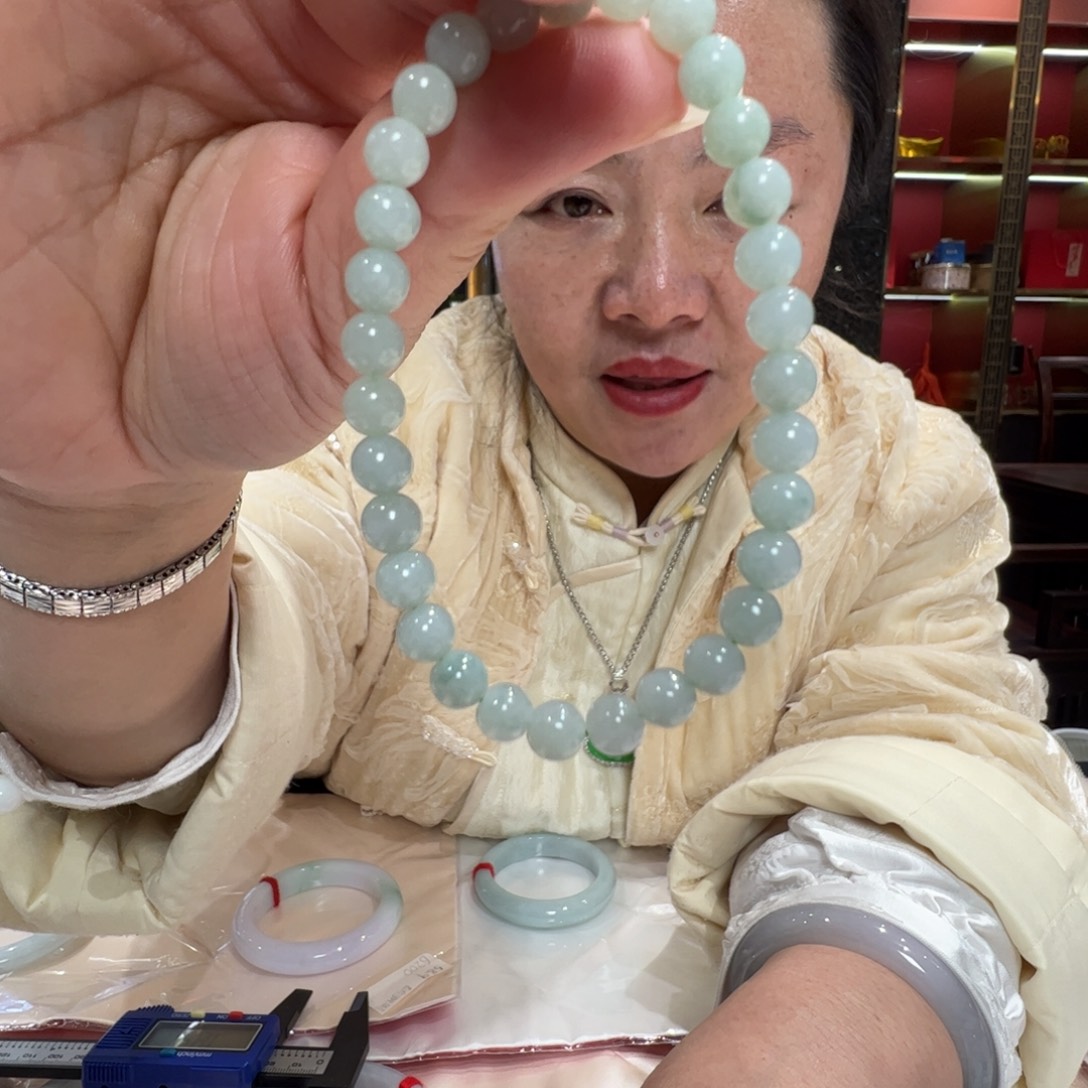 翡翠未镶嵌手链翡翠