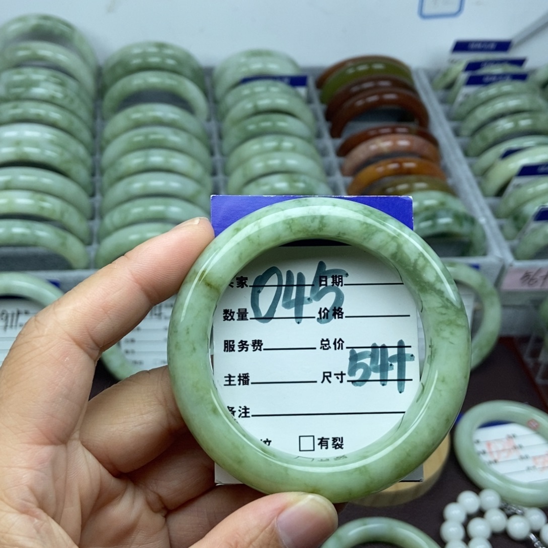 未镶嵌蛇纹石玉手镯