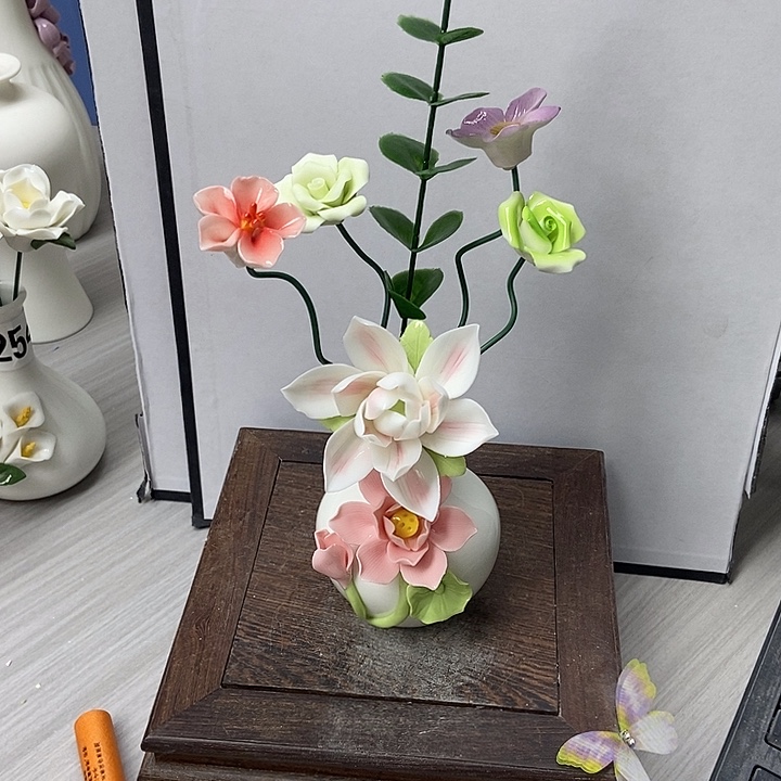 陶瓷纯手工捏花设计