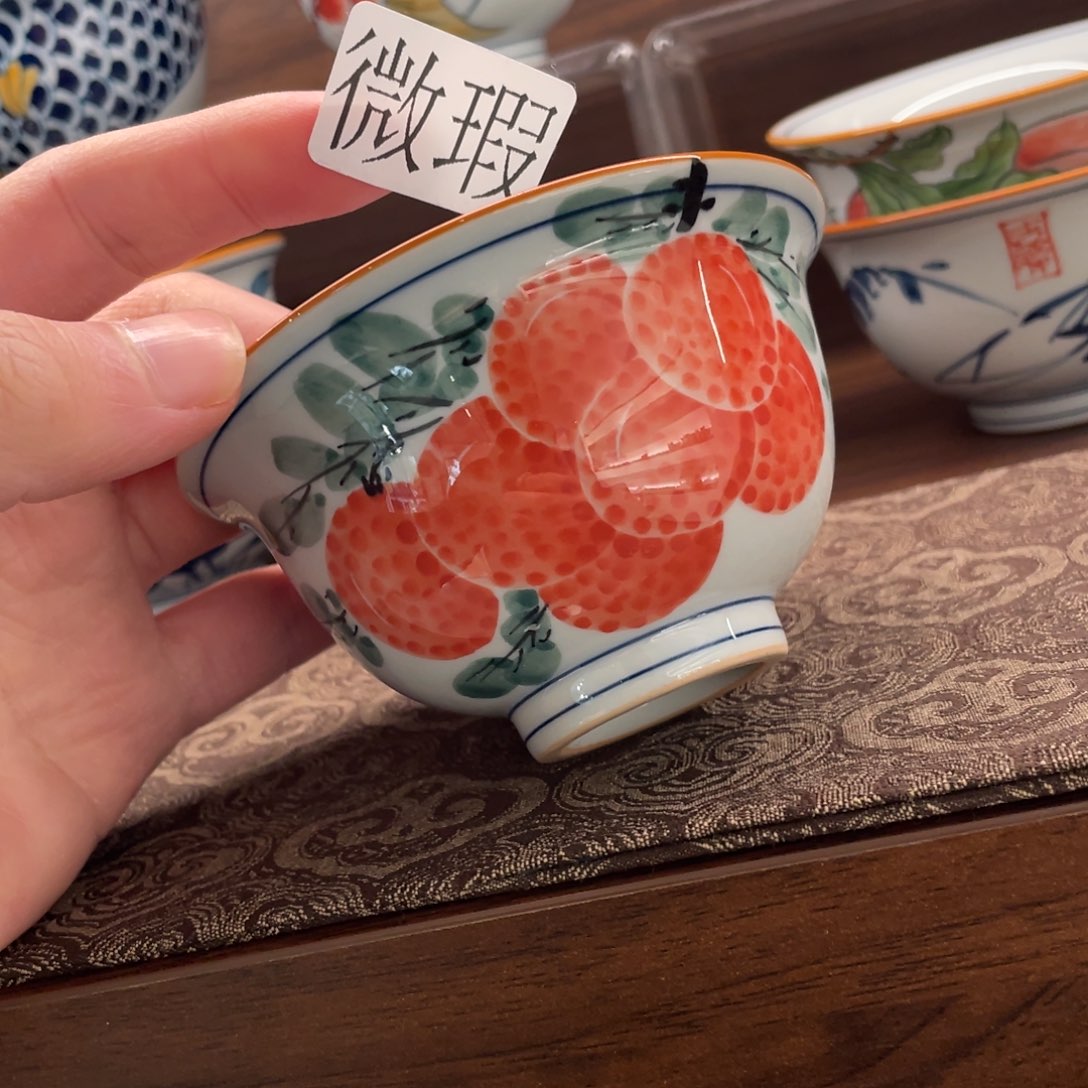 釉下手绘茶具微瑕